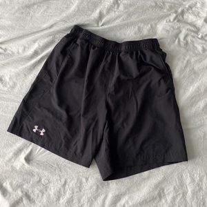 under armour black shorts (worn once or twice) !!